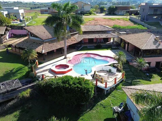 Casa com 1621m² 5 quartos e 6 banheiros, à venda, no bairro Sete Pontes em Piracaia