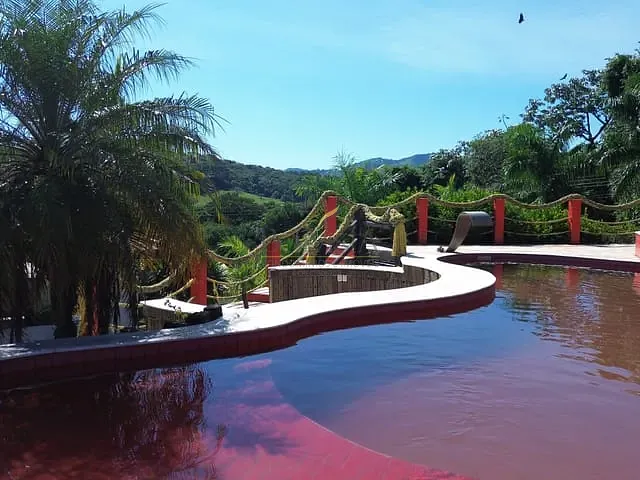 Casa com 1621m² 5 quartos e 6 banheiros, à venda, no bairro Riviera do Jaguari em Piracaia