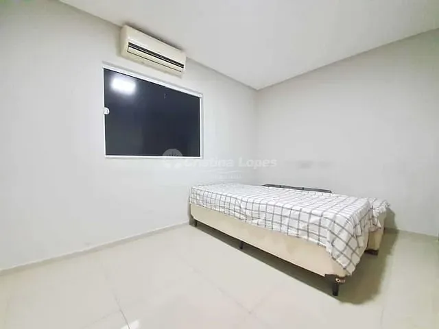 Casa com 390m² 3 quartos e 4 banheiros, à venda, no bairro Recanto das Palmeiras em Teresina