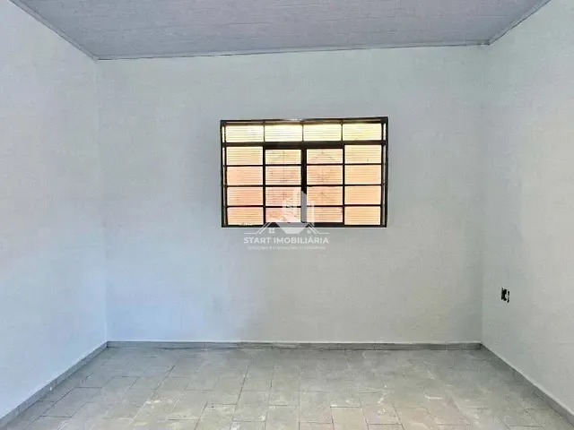Casa 3 quartos e 1 banheiro, para alugar, no bairro Jardim California em Pederneiras