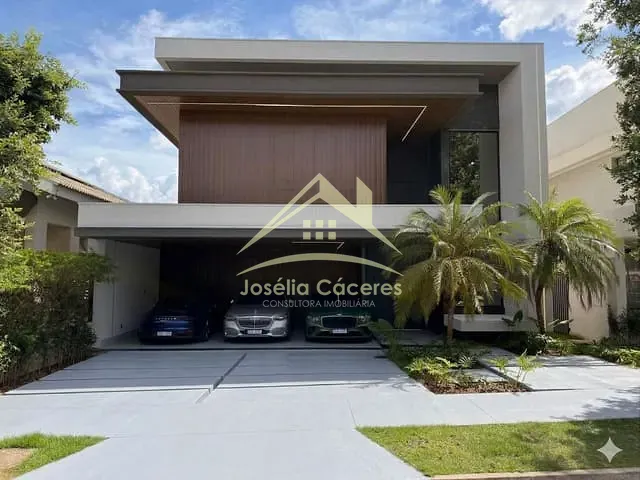 Casa com 440m² 5 quartos e 7 banheiros, à venda, no bairro Ribeirão do Lipa em Cuiabá