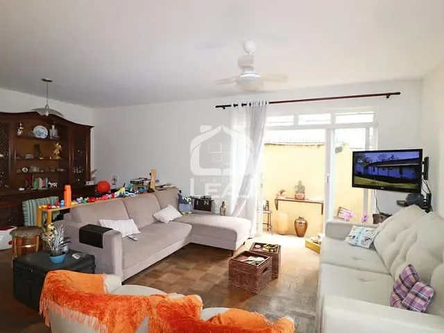 Casa com 260m² 4 quartos e 4 banheiros, à venda ou para alugar, no bairro Campo Belo em São Paulo