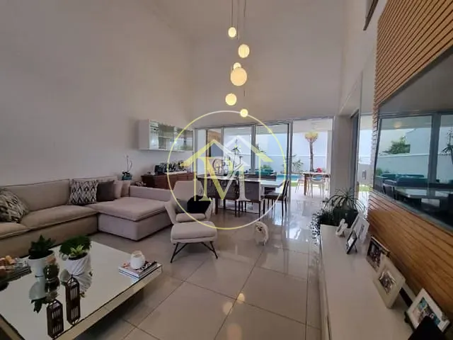 Casa com 360m² 3 quartos e 5 banheiros, à venda, no bairro Aparecidinha em Sorocaba