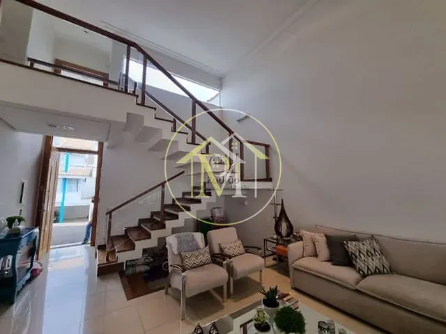 Casa com 360m² 3 quartos e 5 banheiros, à venda, no bairro Aparecidinha em Sorocaba