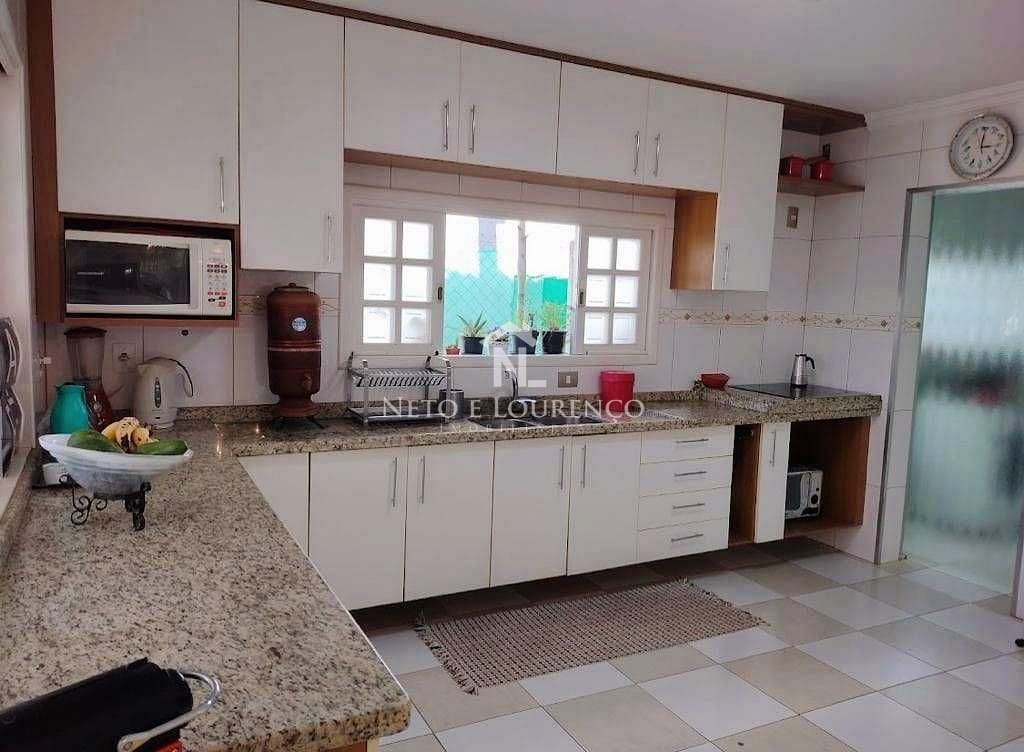 Casa à venda com 4 quartos, 600m² - Foto 12