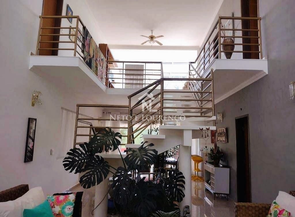 Casa à venda com 4 quartos, 600m² - Foto 5