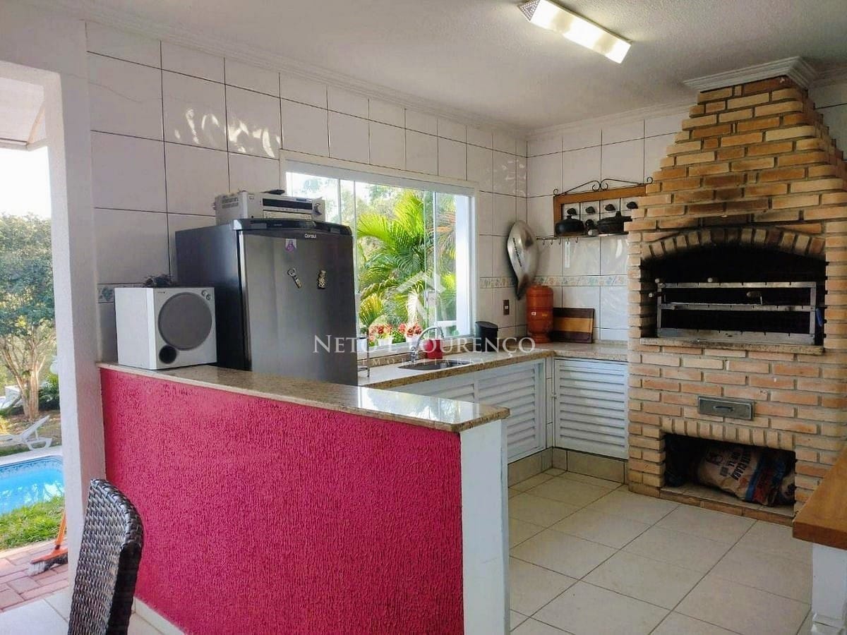 Casa à venda com 4 quartos, 600m² - Foto 11