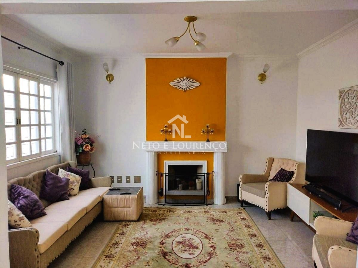 Casa à venda com 4 quartos, 600m² - Foto 8