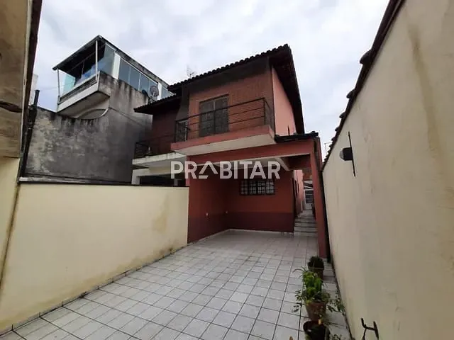 Casa com 177m² 3 quartos e 2 banheiros, à venda, no bairro Vila Yolanda em Osasco