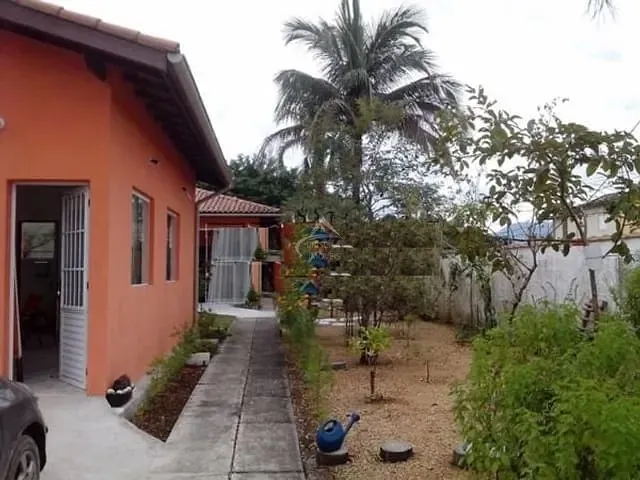 Casa com 600m² 3 quartos e 3 banheiros, à venda, no bairro Boracéia em Bertioga