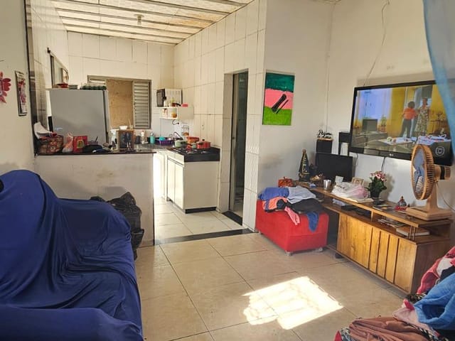 Casa 3 quartos e 3 banheiros, à venda, no bairro Minaslândia (P Maio) em Belo Horizonte