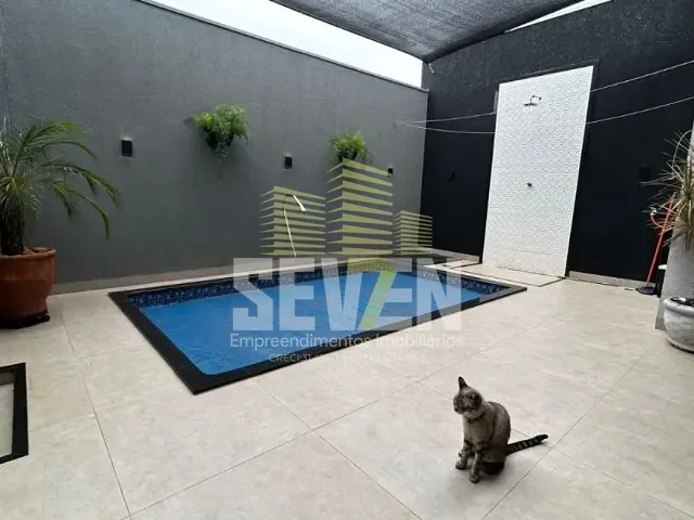 Casa com 243m² 3 quartos e 2 banheiros, à venda, no bairro Jardim Cruzeiro do Sul em Bauru