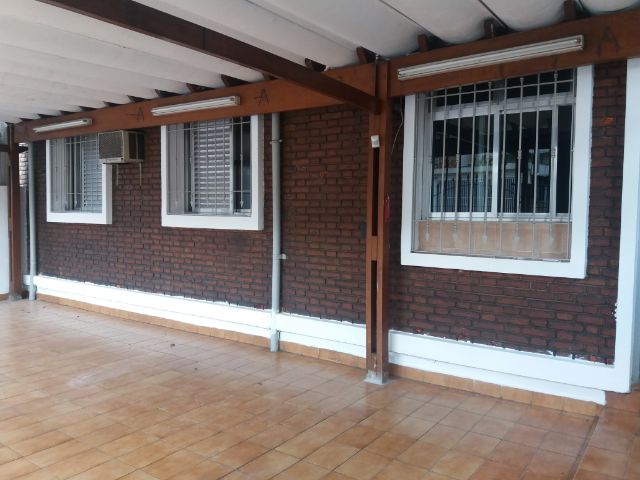 Casa 2 quartos e 1 banheiro, à venda, no bairro Vila Deodoro em São Paulo