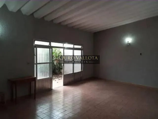 Casa com 189m² 3 quartos e 4 banheiros, para alugar, no bairro Vila Regente Feijó em São Paulo
