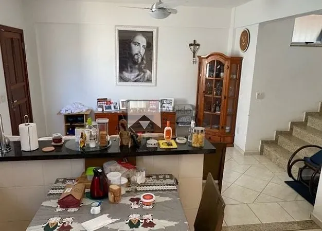 Casa, 2 quartos, 180 m² - Foto 1