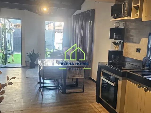 Casa 4 quartos e 4 banheiros, à venda, no bairro Itaguá em Ubatuba