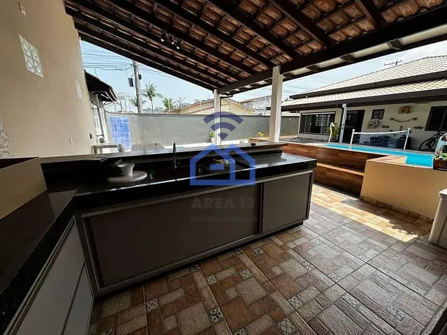 Casa com 525m² 3 quartos e 4 banheiros, à venda, no bairro Jardim das Gaivotas em Caraguatatuba