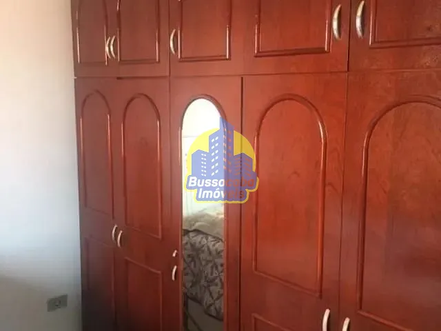 Casa com 274m² 3 quartos e 1 banheiro, à venda, no bairro Bussocaba em Osasco