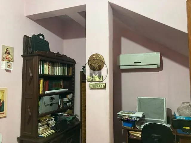 Casa com 300m² 3 quartos e 2 banheiros, à venda, no bairro Centro em Guaratinguetá