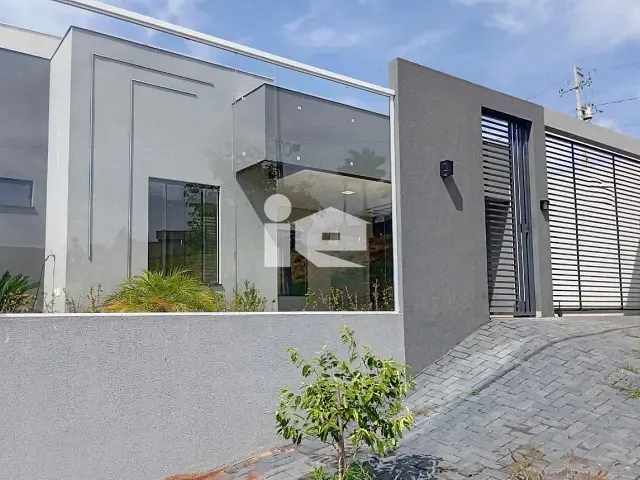 Casa com 300m² 3 quartos e 2 banheiros, à venda, no bairro Jardim Moriá em Rolândia