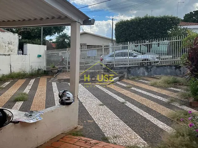 Casa com 528m² 3 quartos e 2 banheiros, à venda, no bairro Vila Paes em Votuporanga