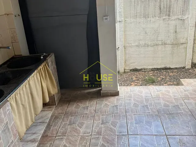 Casa com 528m² 3 quartos e 2 banheiros, à venda, no bairro Vila Paes em Votuporanga