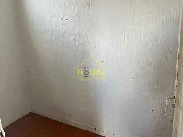 Casa com 528m² 3 quartos e 2 banheiros, à venda, no bairro Vila Paes em Votuporanga