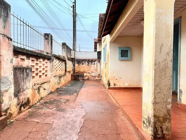 Casa 2 quartos e 1 banheiro, à venda, no bairro Vila Ruiz em Pederneiras