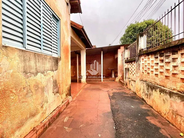 Casa 2 quartos e 1 banheiro, à venda, no bairro Vila Ruiz em Pederneiras