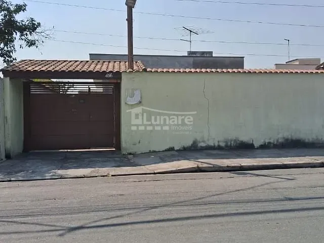 Casa com 300m² 2 quartos e 1 banheiro, à venda, no bairro Jardim Aeroporto I em Mogi das Cruzes