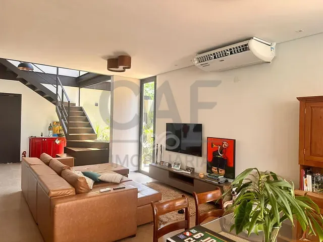 Casa com 361m² 4 quartos e 5 banheiros, à venda, no bairro Residencial Flor D'Aldeia em Holambra