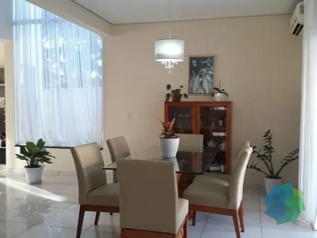 Casa com 362m² 3 quartos e 4 banheiros, à venda, no bairro Condomínio Lagos D'Icaraí em Salto