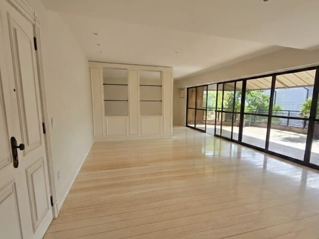 Casa com 517m² 4 quartos e 7 banheiros, à venda, no bairro Barra da Tijuca em Rio de Janeiro