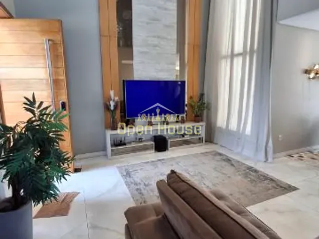 Casa com 444m² 3 quartos e 4 banheiros, à venda, no bairro Casa de Pedra em Volta Redonda