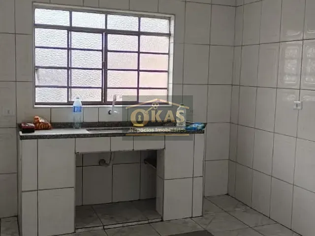 Casa com 146m² 2 quartos e 1 banheiro, à venda, no bairro Vila Fátima em Suzano