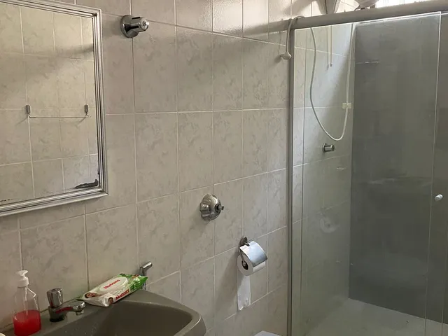 Casa com 265m² 5 quartos e 2 banheiros, à venda, no bairro Camargos em Belo Horizonte