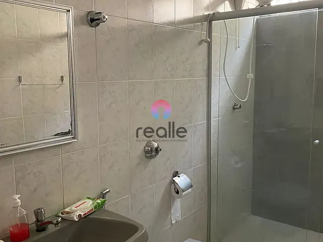 Casa com 265m² 5 quartos e 2 banheiros, à venda, no bairro Camargos em Belo Horizonte