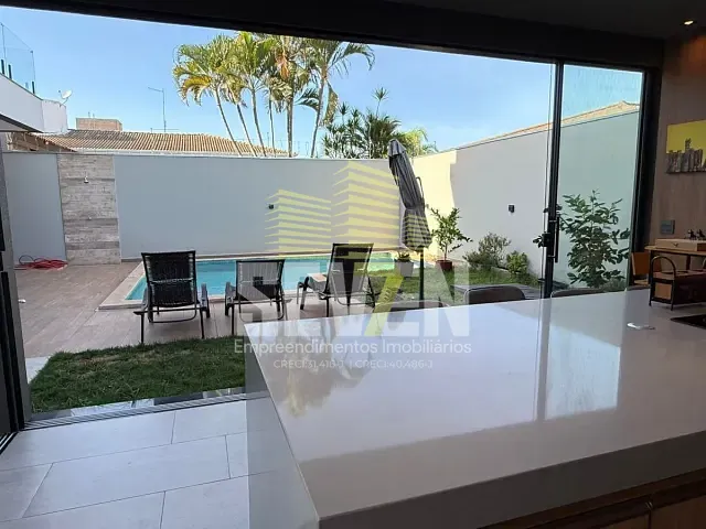 Casa com 432m² 4 quartos e 5 banheiros, à venda, no bairro Jardim Estoril II em Bauru