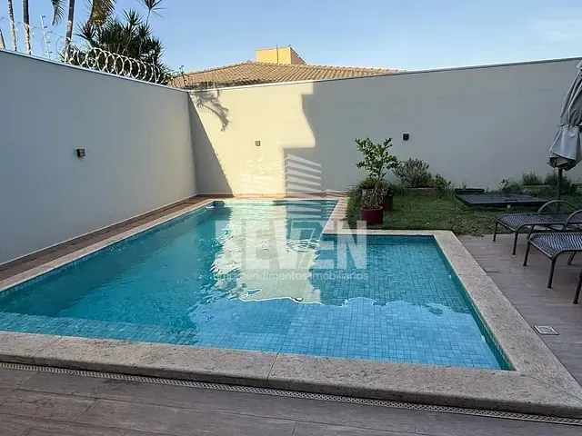 Casa com 432m² 4 quartos e 5 banheiros, à venda, no bairro Jardim Estoril II em Bauru