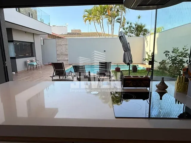 Casa com 432m² 4 quartos e 5 banheiros, à venda, no bairro Jardim Estoril II em Bauru