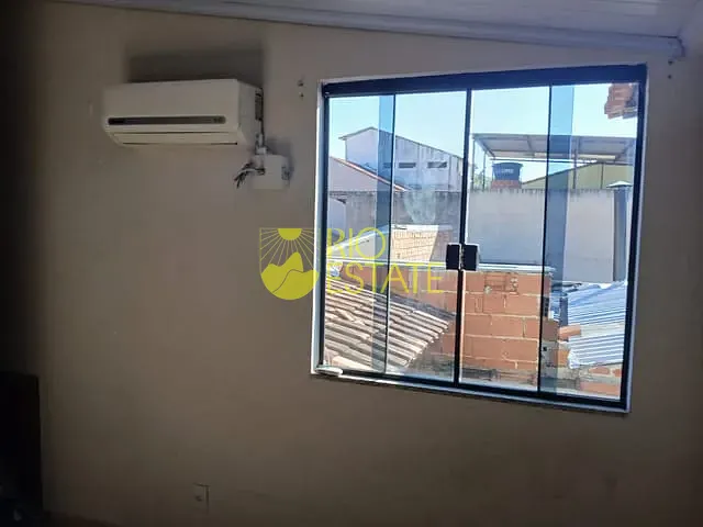 Casa com 100m² 4 quartos e 3 banheiros, à venda, no bairro Jardim Vila Rica-Tiradentes em Volta Redonda