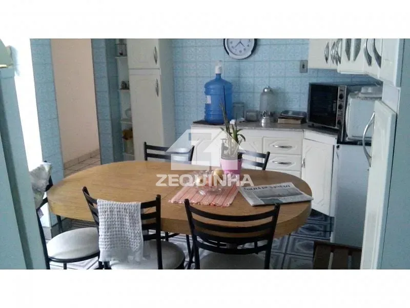 Casa, 2 quartos, 300 m² - Foto 2