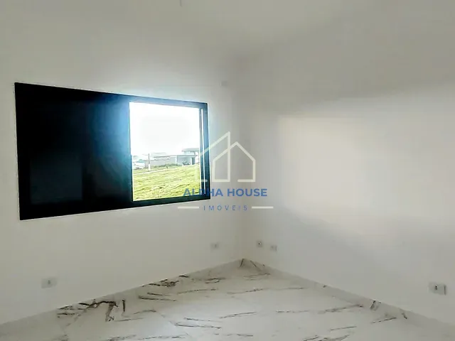 Casa com 476m² 3 quartos e 1 banheiro, à venda, no bairro Monte Belo em Taubaté