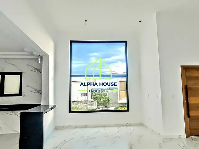 Casa com 476m² 3 quartos e 1 banheiro, à venda, no bairro Monte Belo em Taubaté