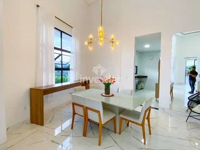 Casa com 283m² 3 quartos e 1 banheiro, à venda, no bairro Serrotão em Campina Grande