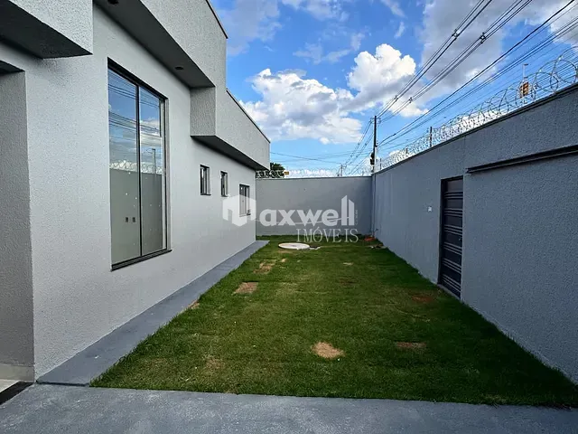 Casa com 200m² 3 quartos e 1 banheiro, à venda, no bairro Parque das Nações em Aparecida de Goiânia