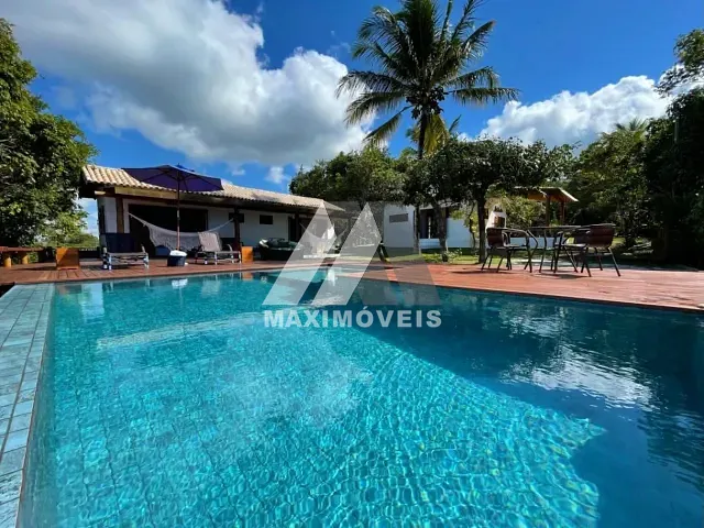 Casa com 1600m² 2 quartos e 4 banheiros, à venda, no bairro Trancoso em Porto Seguro