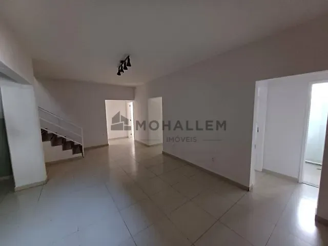Casa com 345m² 10 quartos e 1 banheiro, à venda, no bairro Medicina em Itajubá