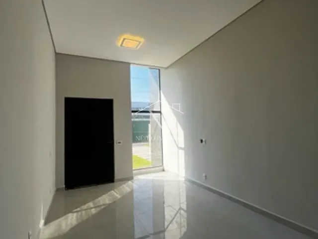 Casa com 360m² 3 quartos e 1 banheiro, à venda, no bairro Cajueiros (Itaipuaçu) em Maricá