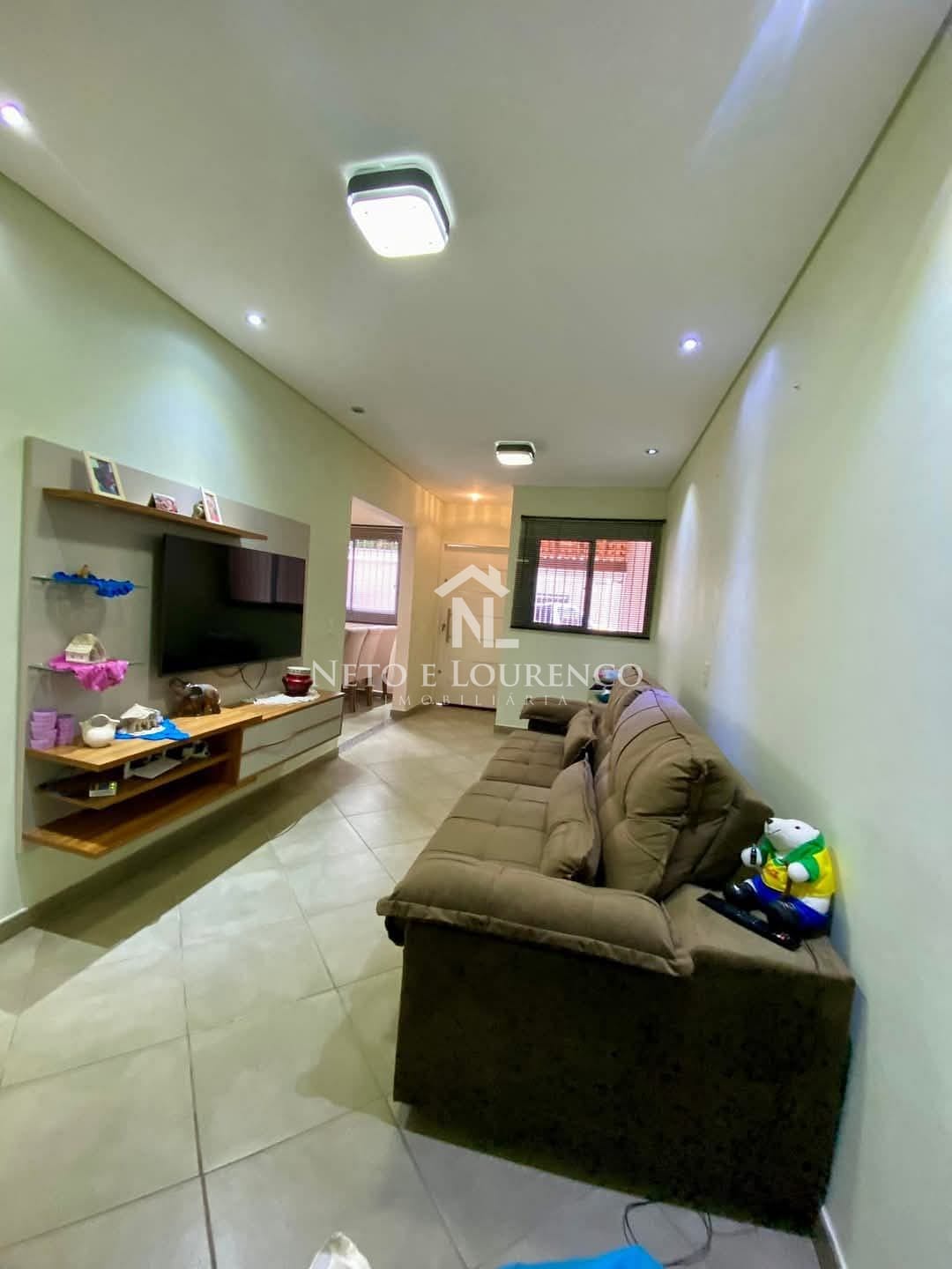Casa à venda com 3 quartos, 130m² - Foto 2